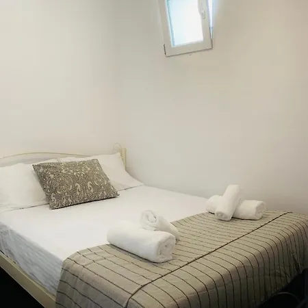 Juli's Apartment *